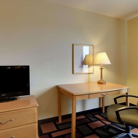 Quality Inn & Suites Malvern Esterno foto