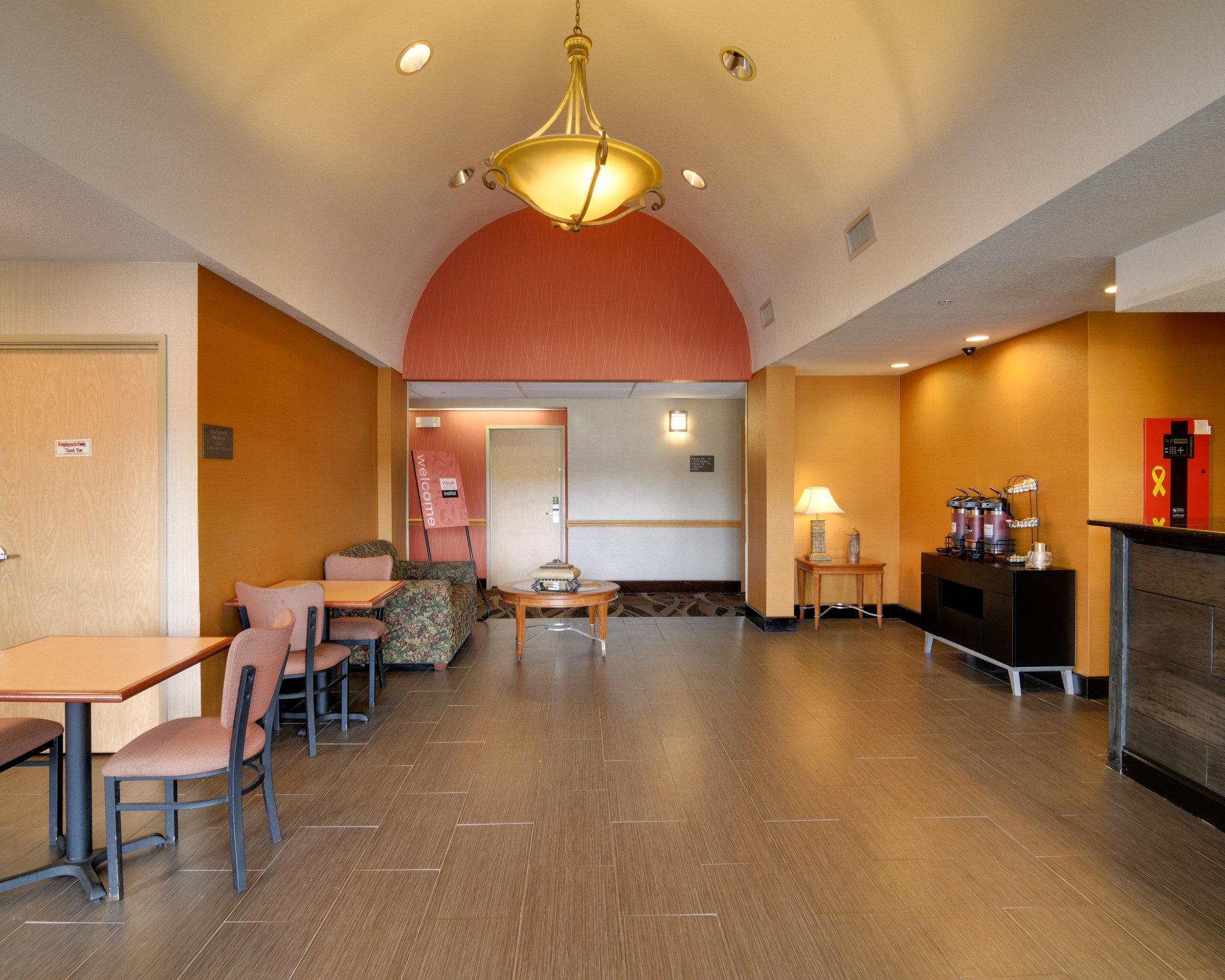 Quality Inn & Suites Malvern Esterno foto